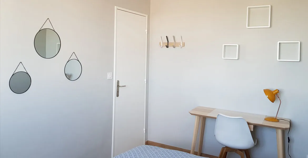 renovation-peinture-chambre-saint-cyr-en-val-artisan-peintre